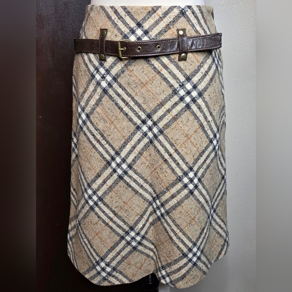 525. VENERA ARAPU PARIS Vintage Plaid A-Line Skirt with Leather Belt Details